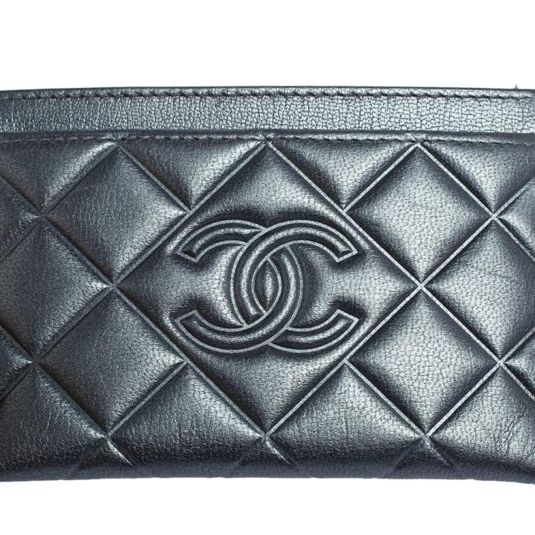 Pre Owned Chanel Metallic Grey Quilted Leather CC Card holder 