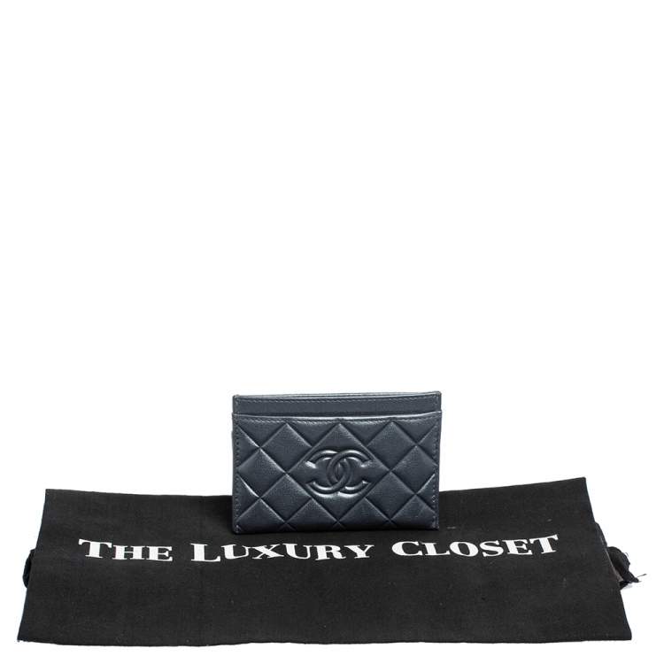 Pre Owned Chanel Metallic Grey Quilted Leather CC Card holder 