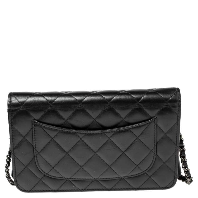 Pre Owned Chanel Black Aged Quilted Leather Lucky Charms 2.55 Reissue Wallet on Chain