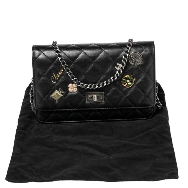Pre Owned Chanel Black Aged Quilted Leather Lucky Charms 2.55 Reissue Wallet on Chain