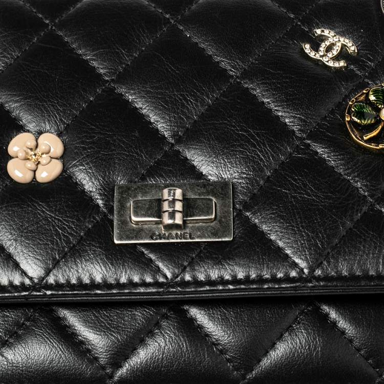 Pre Owned Chanel Black Aged Quilted Leather Lucky Charms 2.55 Reissue Wallet on Chain