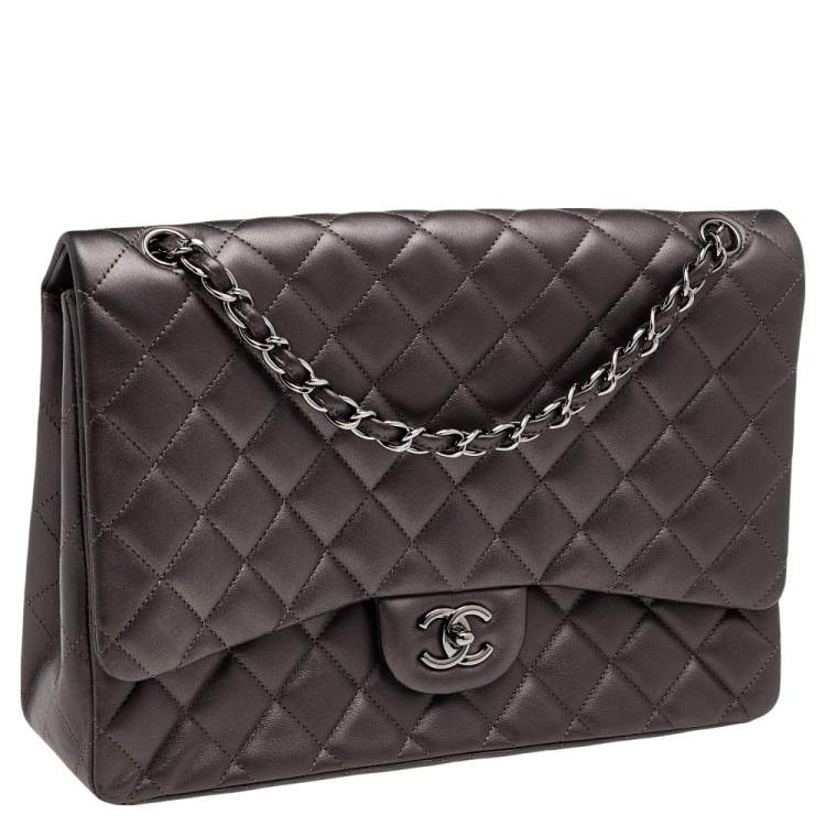 Pre Owned Chanel Metallic Grey Quilted Leather Maxi Classic Single Flap Bag