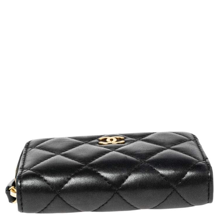 Pre Owned Chanel Black Quilted Leather Zipped Coin Pouch