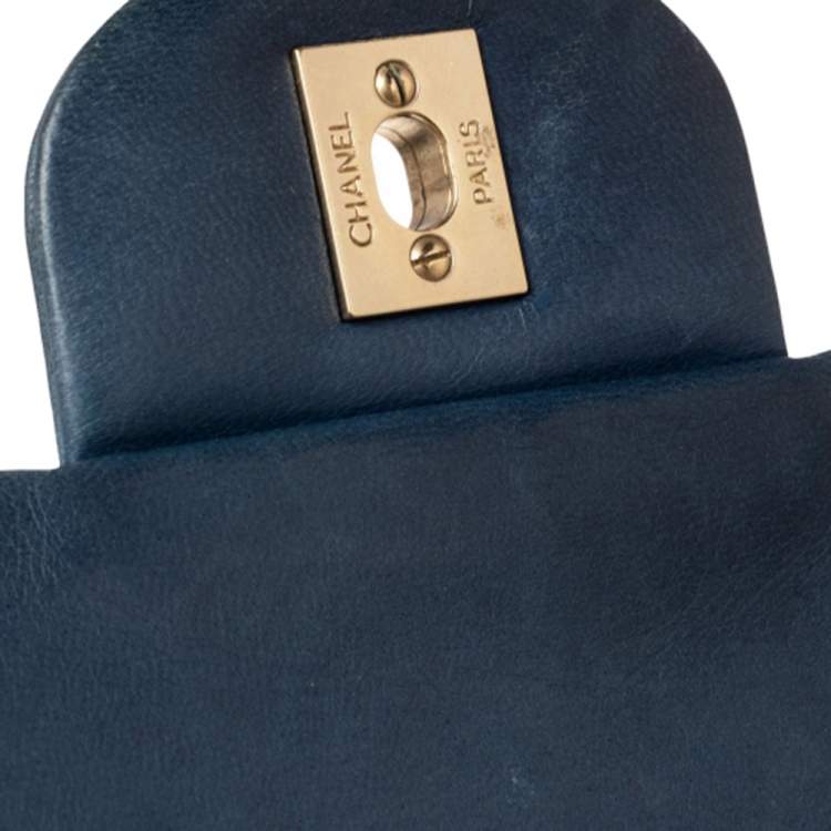 Pre Owned Chanel Blue Quilted Lambskin Leather Jumbo Classic Single Flap Bag