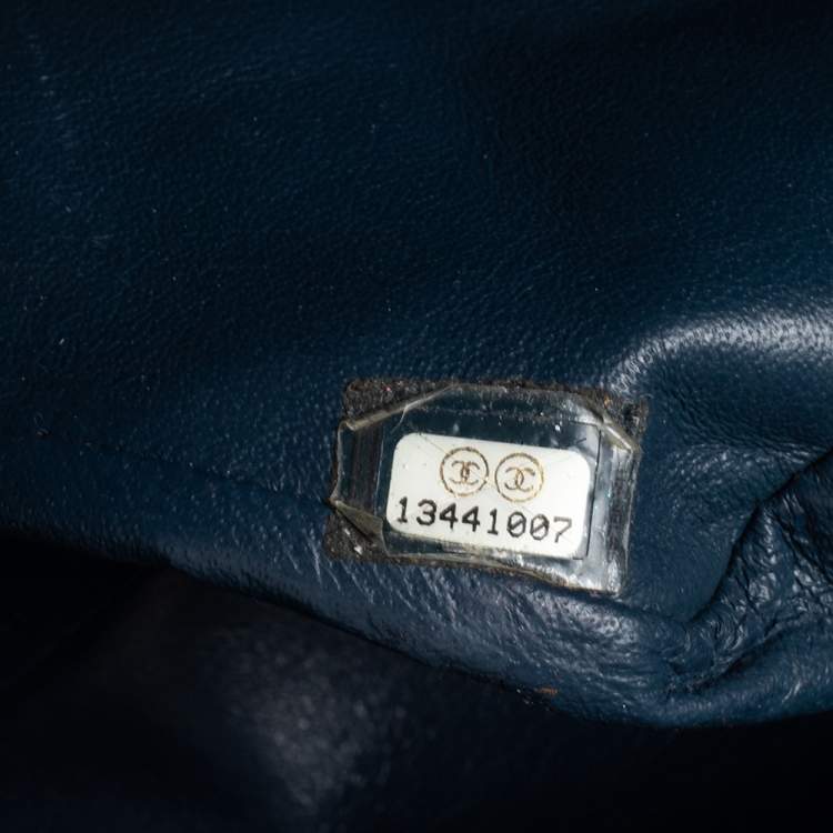 Pre Owned Chanel Blue Quilted Lambskin Leather Jumbo Classic Single Flap Bag