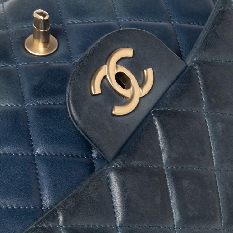 Pre Owned Chanel Blue Quilted Lambskin Leather Jumbo Classic Single Flap Bag
