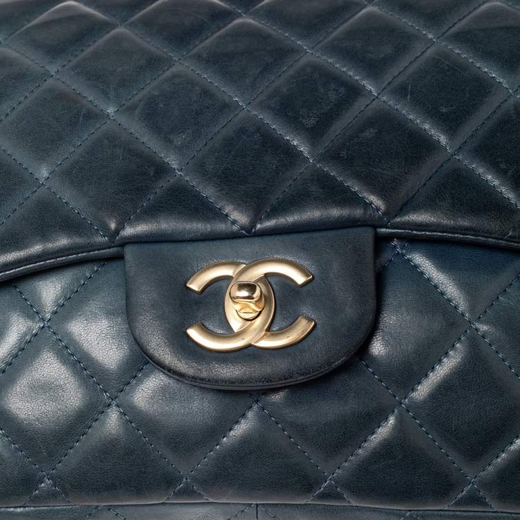 Pre Owned Chanel Blue Quilted Lambskin Leather Jumbo Classic Single Flap Bag
