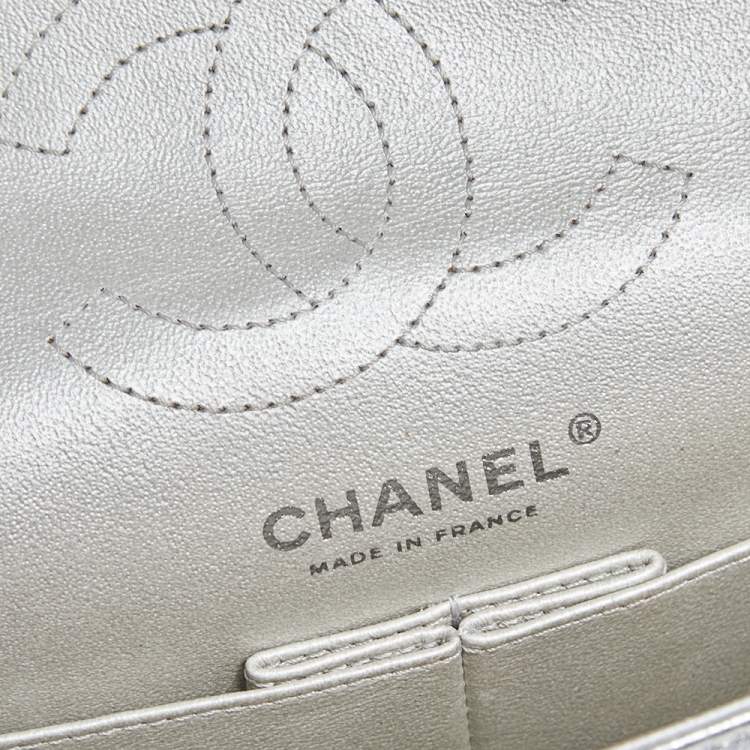 Pre Owned Chanel Silver Quilted Leather Reissue 2.55 Classic 224 Flap Bag