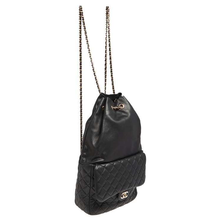 مملوكة مسبقًا Chanel Black Quilted Leather Large Seoul Backpack