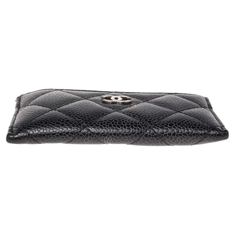 Pre Owned Chanel Black Quilted Leather CC Card Holder 