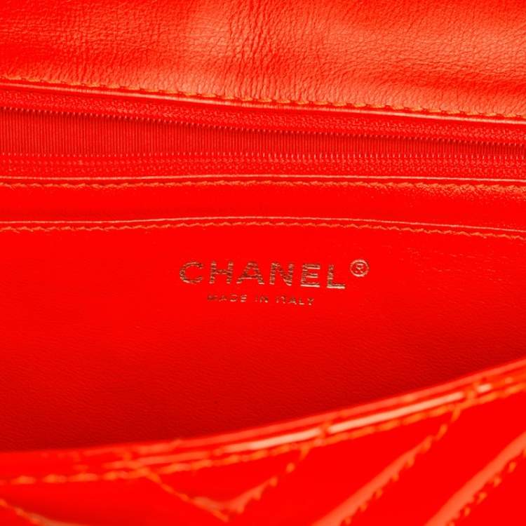 Pre Owned Chanel Orange Chevron Patent Leather Jumbo Classic Single Flap Bag
