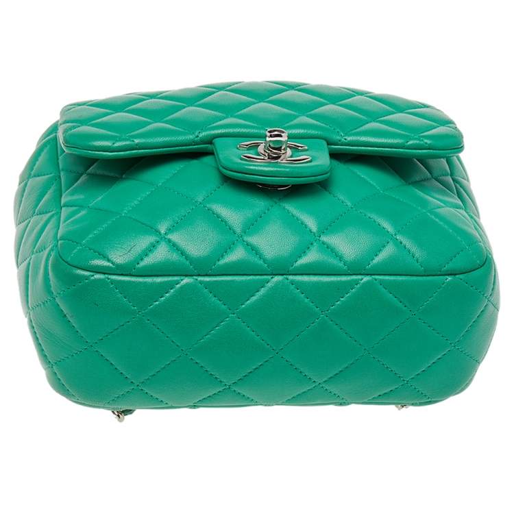Pre Owned Chanel Green Quilted Leather Small Seoul Backpack