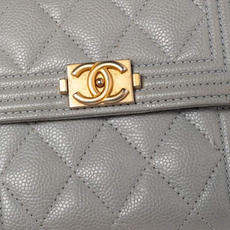 Pre Owned Chanel Grey Quilted Caviar Leather Boy Wallet