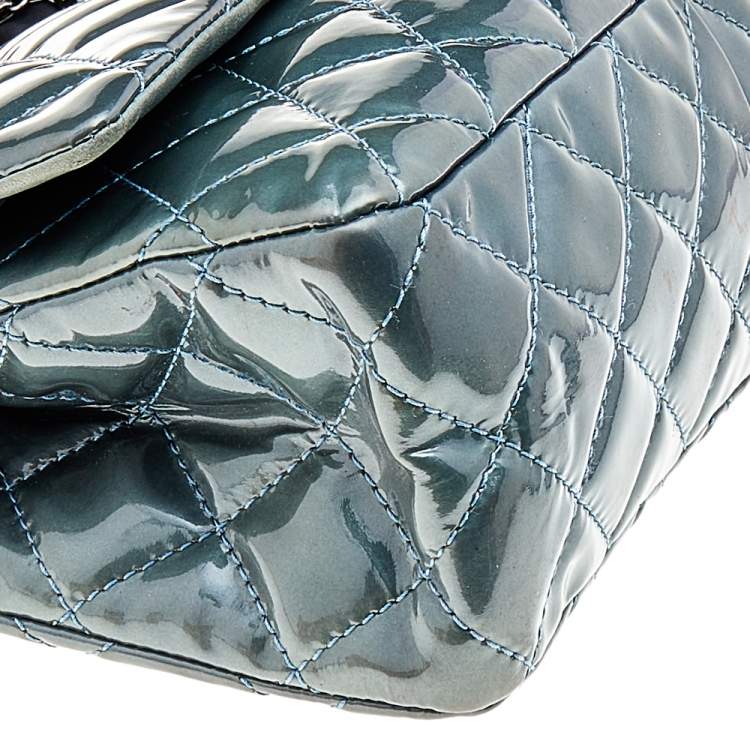 Pre Owned Chanel Green Quilted Patent Leather Reissue 2.55 Classic 227 Flap Bag