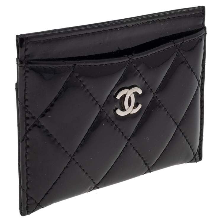 Pre Owned Chanel Black Quilted Patent Leather Classic Card Holder