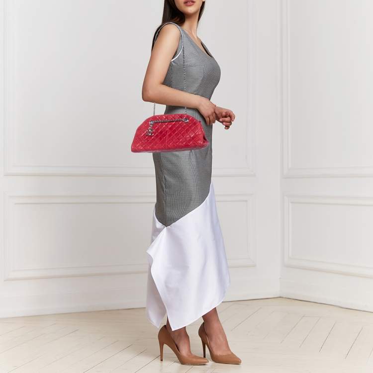 Pre Owned Chanel Red Quilted Lizard Leather Medium Just Mademoiselle Bowling Bag