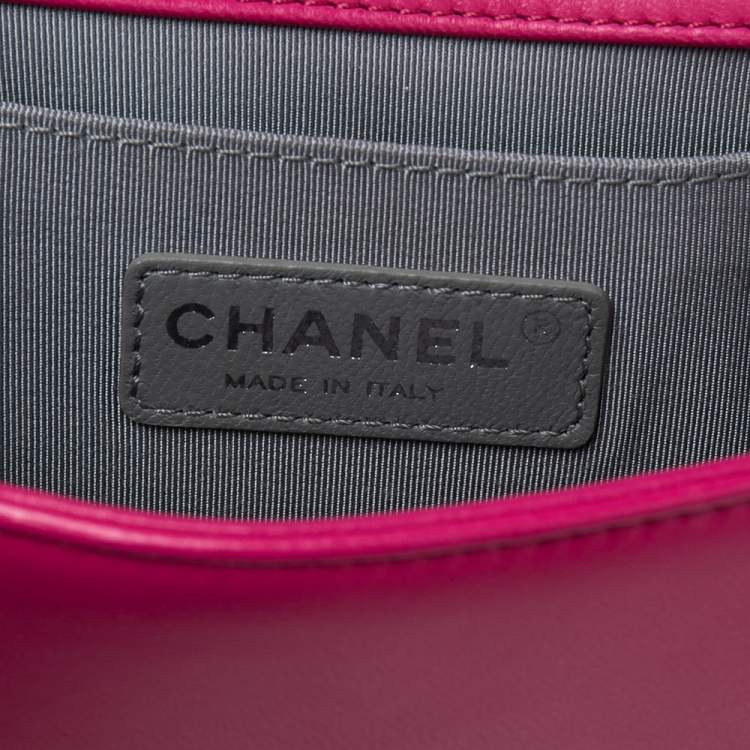 Pre Owned Chanel Fuchsia Quilted Velvet Small Boy Flap Bag