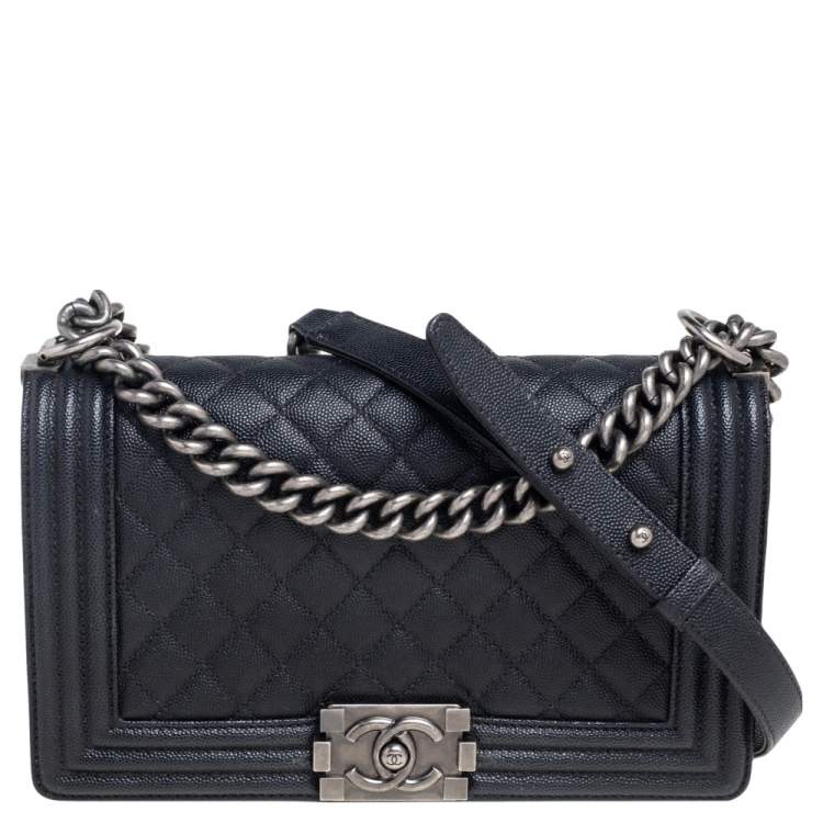 Chanel Quilted Medium Boy Bag Lambskin Red – STYLISHTOP