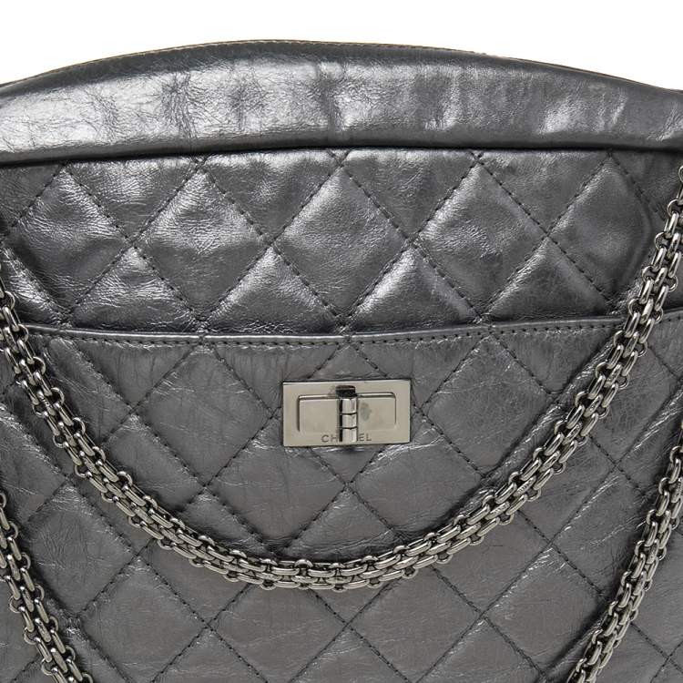 Pre Owned Chanel Silver Metallic Quilted Calfskin Large Reissue Camera Bag