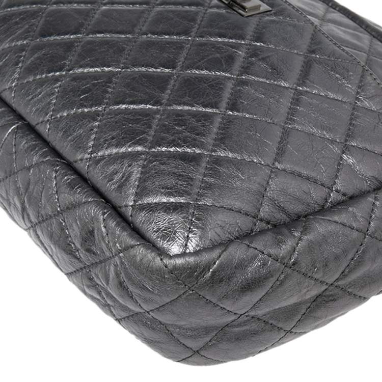 Pre Owned Chanel Silver Metallic Quilted Calfskin Large Reissue Camera Bag