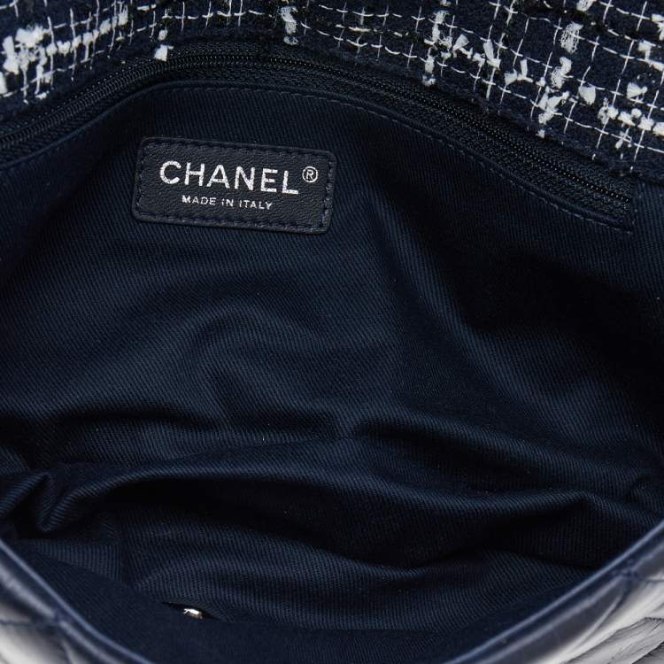 Pre Owned Chanel Navy Blue Quilted Leather And Tweed Classic Single Flap Bag