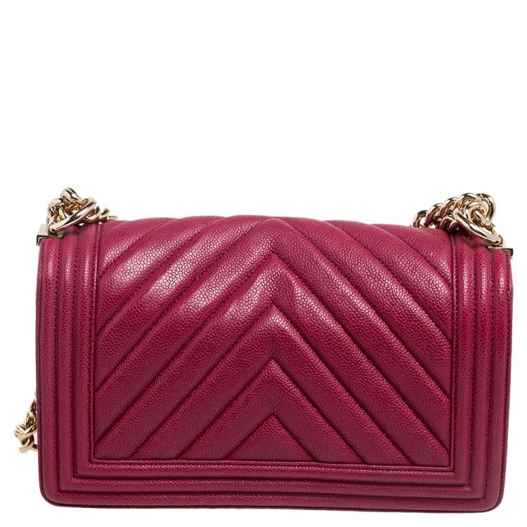 Pre Owned Chanel Maroon Chevron Caviar Leather Medium Boy Flap Bag