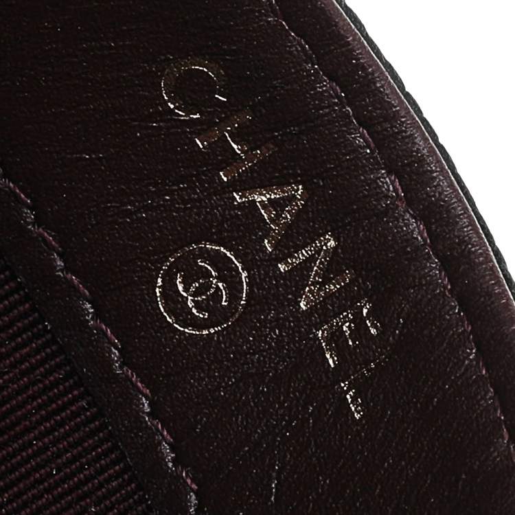Pre Owned Chanel Black Quilted Caviar Leather Classic Card Holder