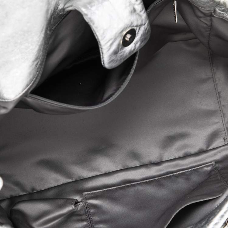 مملوكة مسبقًا Chanel Silver Perforated Leather Hollywood Accordion Flap Bag