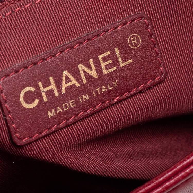 Pre Owned Chanel Red Quilted Leather New Medium Boy Flap Bag