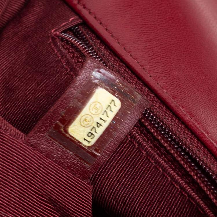 Pre Owned Chanel Red Quilted Leather New Medium Boy Flap Bag