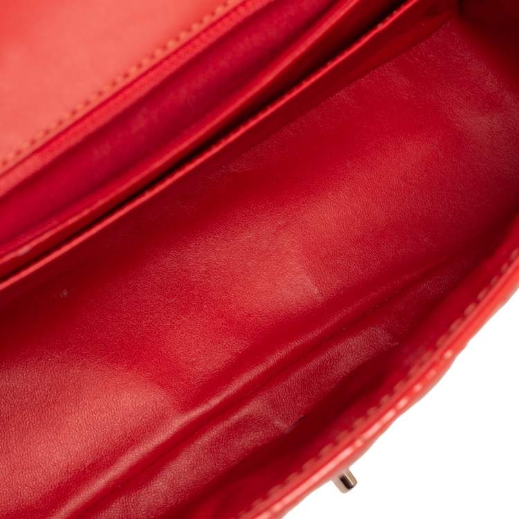 Pre Owned Chanel Coral Chevron Patent Leather Jumbo Classic Flap Bag