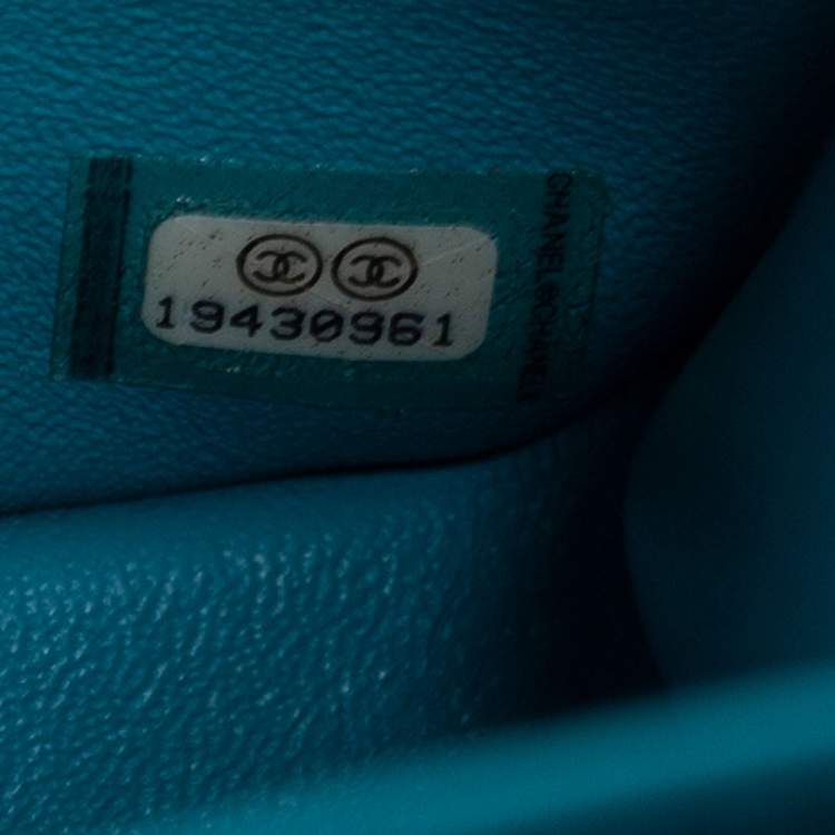 مملوكة مسبقًا Chanel Blue Quilted Leather Jumbo Classic Double Flap Bag