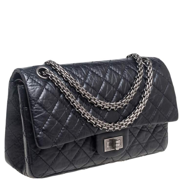 Pre Owned Chanel Black Quilted Aged Leather Reissue 2.55 Classic 225 Flap Bag