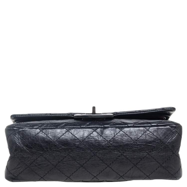 Pre Owned Chanel Black Quilted Aged Leather Reissue 2.55 Classic 225 Flap Bag