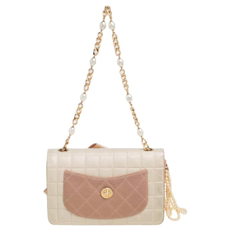 Pre Owned Chanel Beige Tweed and Leather Camelia Pearl Embellished Vintage 2001 Runway Flap Bag