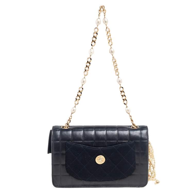 Pre Owned Chanel Black Tweed and Leather Camelia Pearl Embellished Vintage 2001 Runway Flap Bag