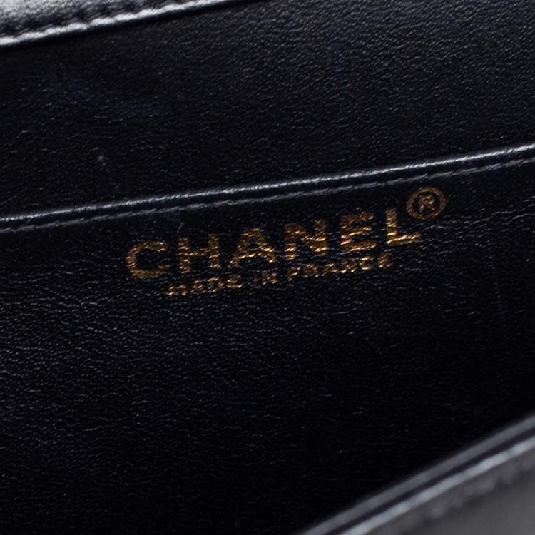 Pre Owned Chanel Black Tweed and Leather Camelia Pearl Embellished Vintage 2001 Runway Flap Bag