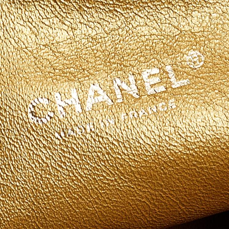 Pre Owned Chanel Gold Patent Leather Reissue 2.55 Clutch
