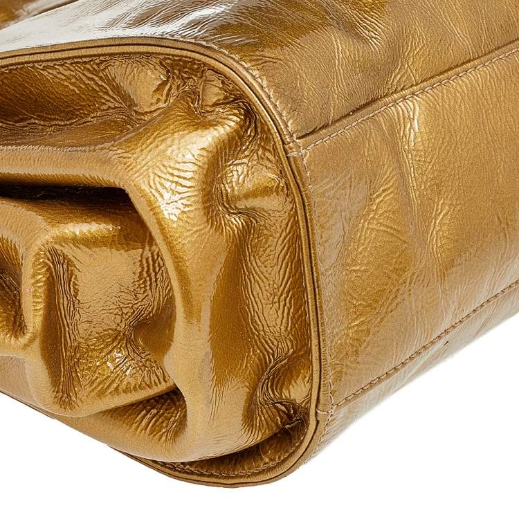 Pre Owned Chanel Gold Patent Leather Reissue 2.55 Clutch
