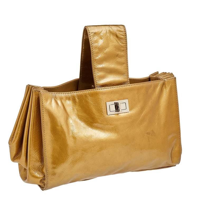 Pre Owned Chanel Gold Patent Leather Reissue 2.55 Clutch