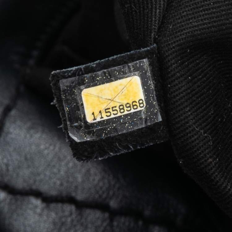 Pre Owned Chanel Black Wild Stitch Quilted Leather CC Zip Around Hobo