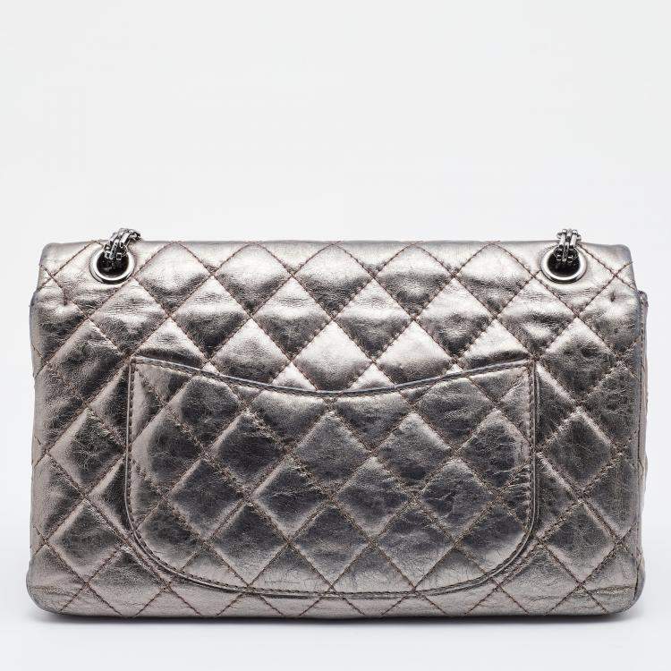 Pre Owned Chanel Metallic Grey Quilted Leather Reissue 2.55 Classic 226 Flap Bag