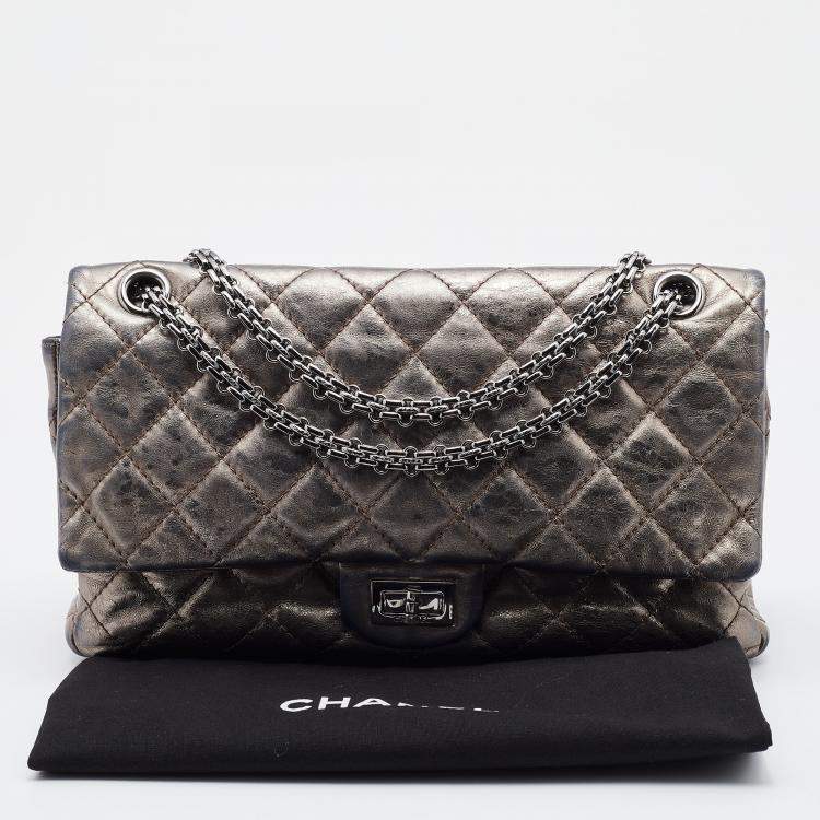 Pre Owned Chanel Metallic Grey Quilted Leather Reissue 2.55 Classic 226 Flap Bag