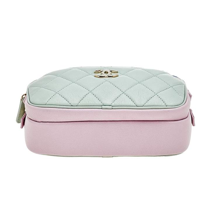 Pre Owned Chanel Tricolor Quilted Leather Belt Bag