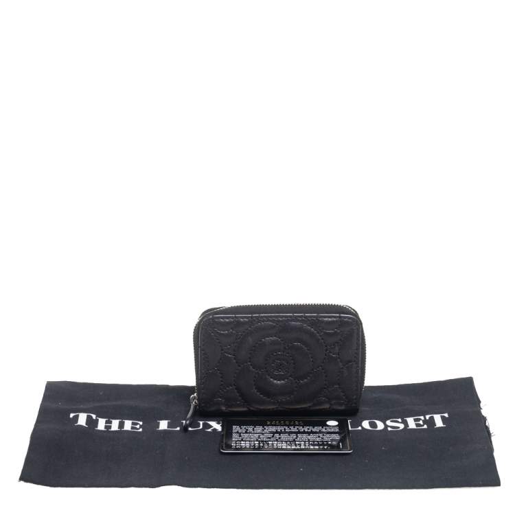 Pre Owned Chanel Black Leather Camellia Zip Around Coin Purse 