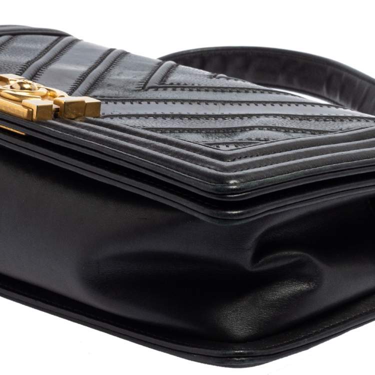 Pre Owned Chanel Black Chevron Caviar Leather Medium Boy Flap Bag