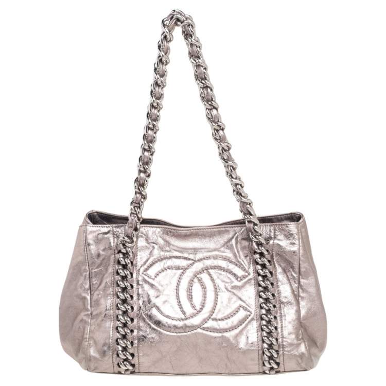 Chanel Metallic Grey Leather Modern Chain East/West Tote Bag Chanel | The  Luxury Closet