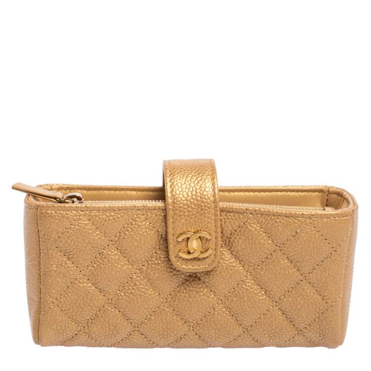 Chanel Gold Leather Quilted O Clutch Bag Chanel | The Luxury Closet