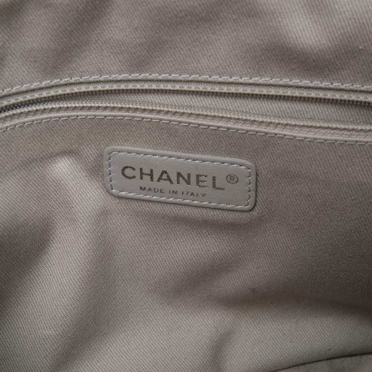 Pre Owned Chanel Beige Quilted Caviar Leather Large Easy Flap Bag