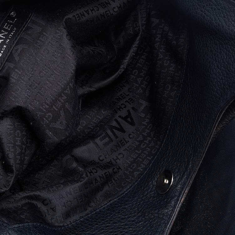 Pre Owned Chanel Black Grained Leather Tassel Hobo